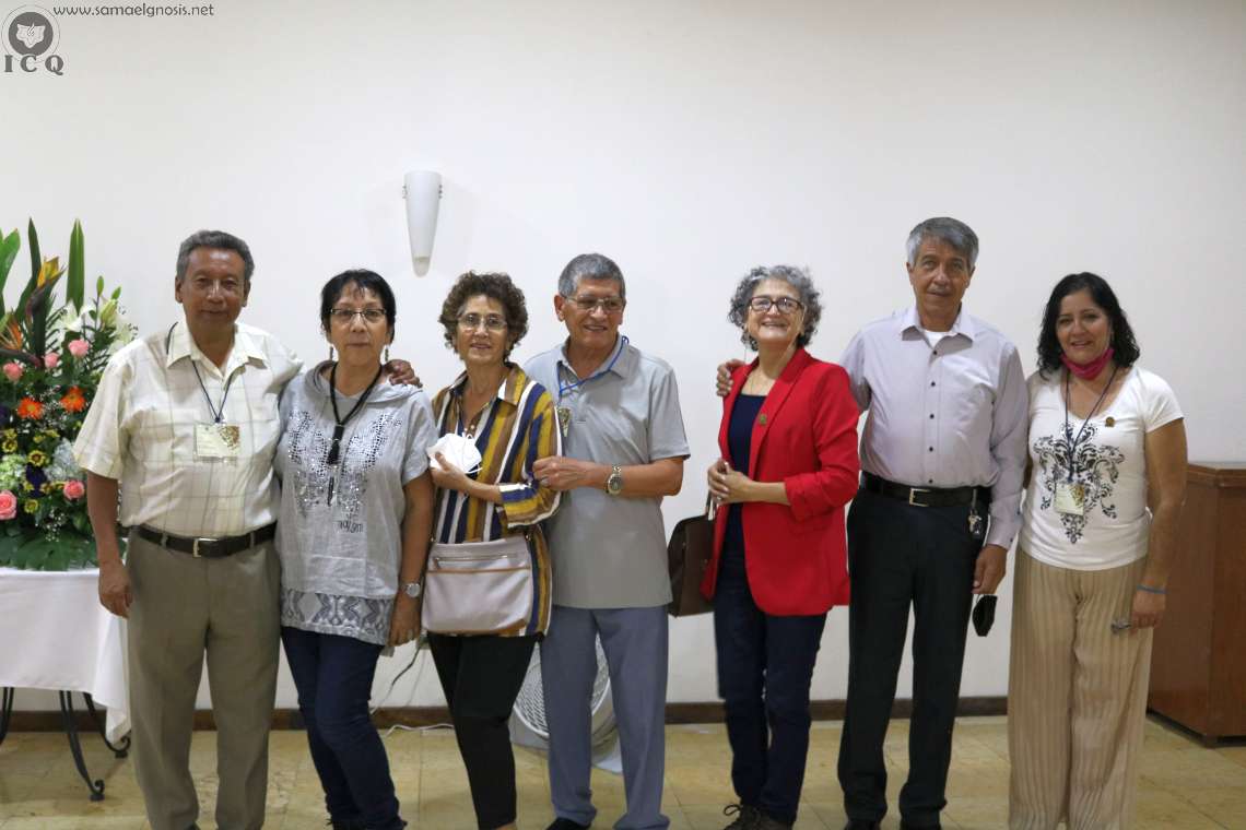 Las fotos del recuerdo, al finalizar el congreso no faltan los entrañables amigos que cada año se reúnen para participar de estos eventos.