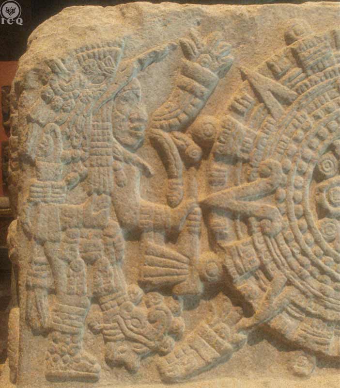 “Colibrí Zurdo” [Huitzilopochtli] Detalle de la Piedra del “Templo” [Teocalli] (Museo de Antropología e Historia México) 