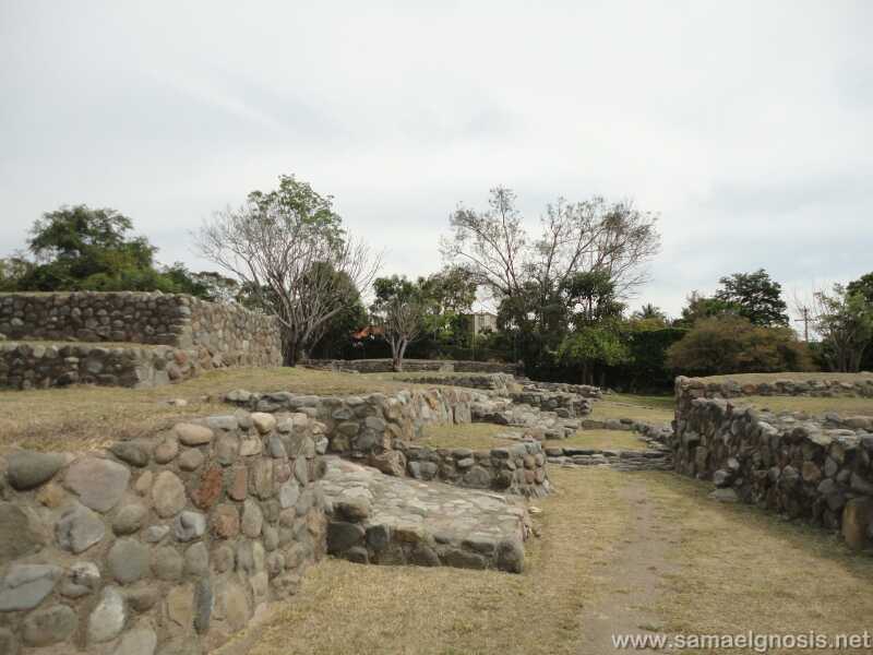 Zona Arqueológica de Chanal Foto 006