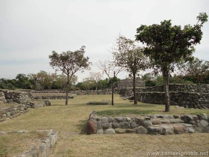 Zona Arqueológica de Chanal Foto 034