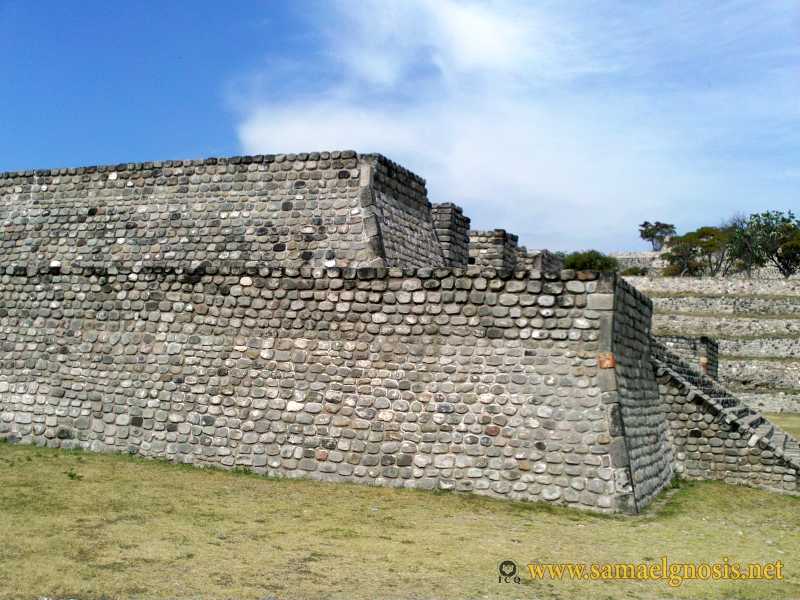 Zona Arqueológica de Xochicalco Foto 0056