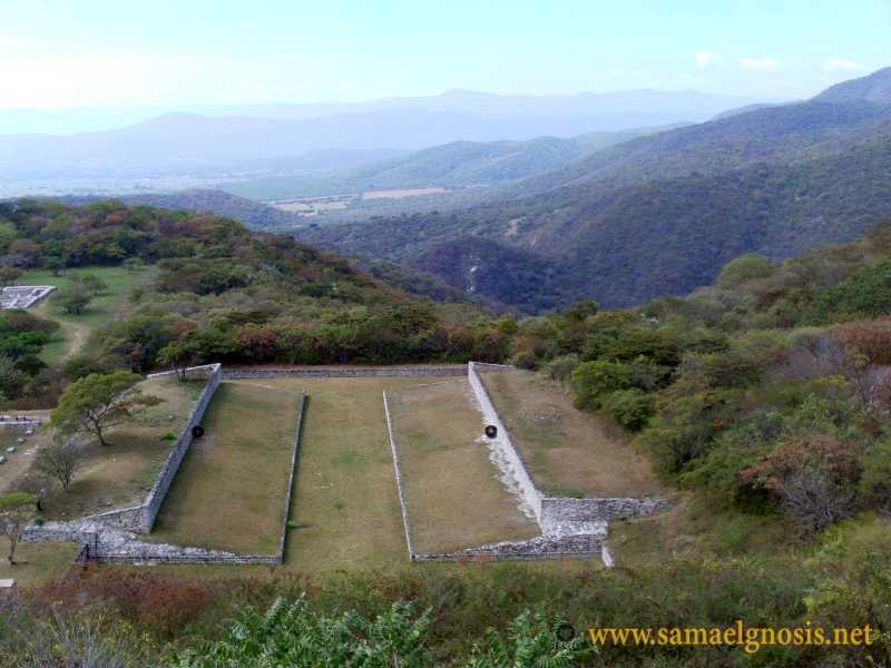 Zona Arqueológica de Xochicalco Foto 0064