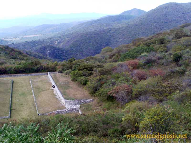 Zona Arqueológica de Xochicalco Foto 0065