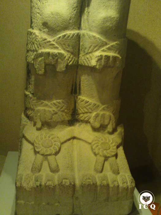 Los cactli (sandalias) son símbolo de la humildad y se encuentran en la parte que rige Malkuth, los pies. Tula Hidalgo México. 