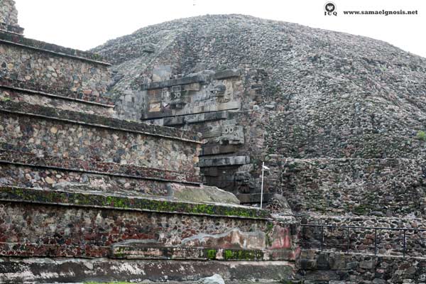 Templo de Quetzalcóatl. Teotihuacán México. Foto: Jenaro Reyes y Lupita Rodríguez.