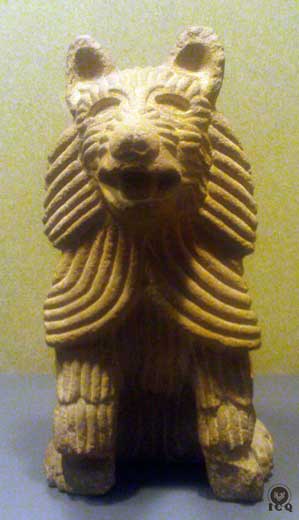 Lobo emplumado símbolo de la ley del Karma. [Museo Nacional de Antropología].