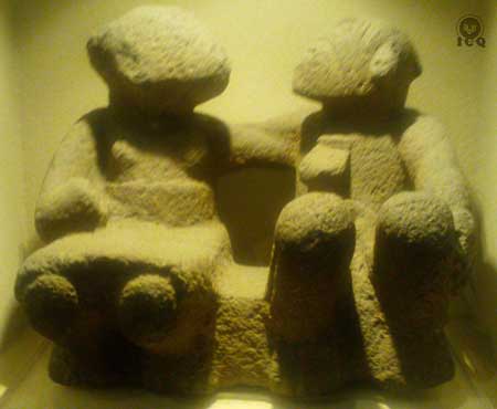 Primer pareja divina, origen de todos los dioses. El Señor y la Señora de la Dualidad (Ometecuhtli y Omecihuatl) [Museo Nacional de Antropología]